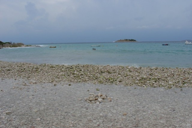 ... plaža tik pred nevihto