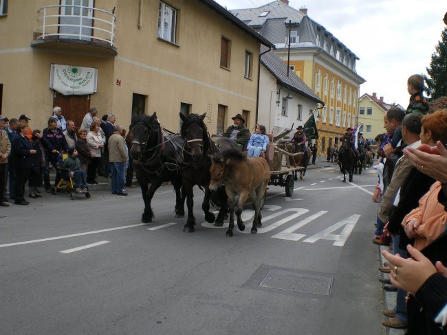  Sprevod na Mihelov sejemu v Mengšu - foto povečava