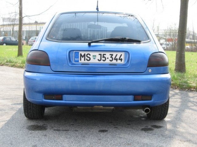 Proton - foto