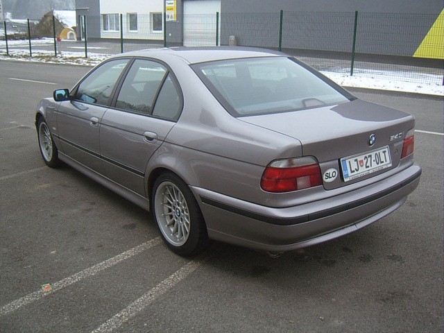 540i - foto