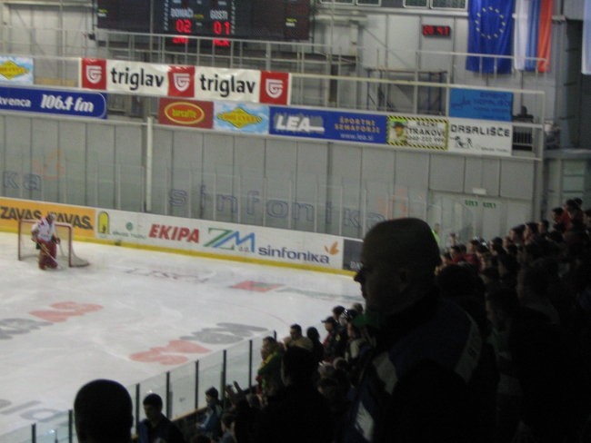 2006_03_28 Hokej Oimpija Jesenice 3-2 - foto povečava