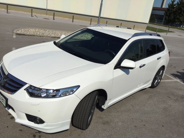 Honda Accord Tourer 2015 - foto