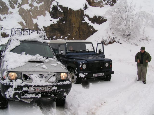 Prvi snijeg ove sezone 17.12.2011. - foto