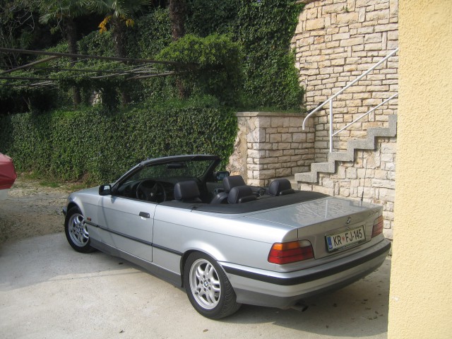 E36 cabrio - foto