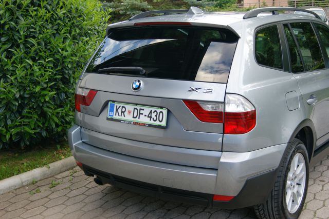 BMW E83 X3 2.0dA - foto