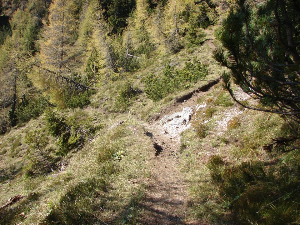 železnica in hladnik - foto povečava