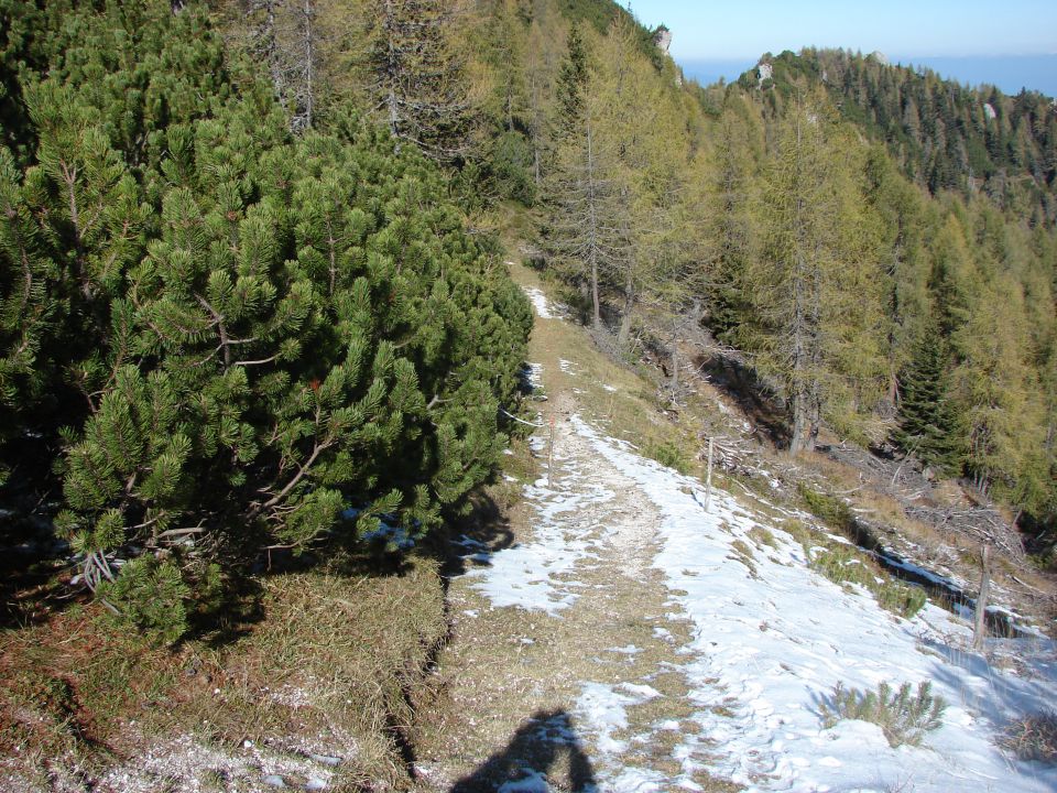 železnica in hladnik - foto povečava