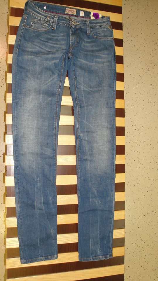 Ž jeans hlače rockxanne, W27,28,29, cena 33€
