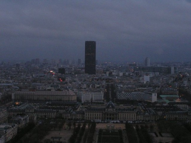 Montparnasse, 210m