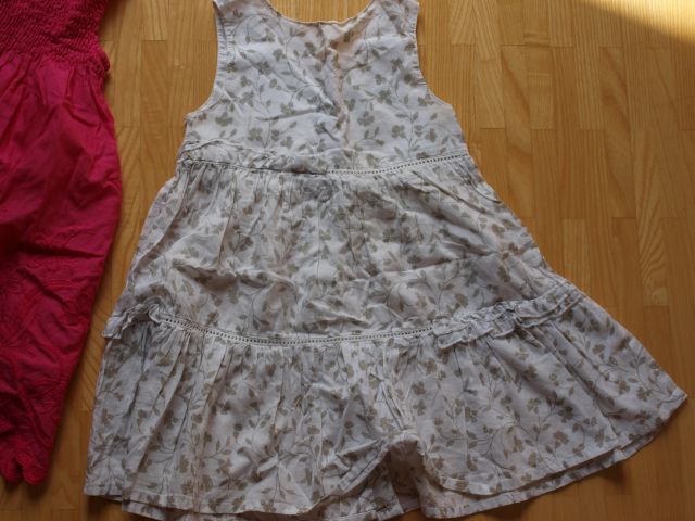 Dve krasni oblekici 86