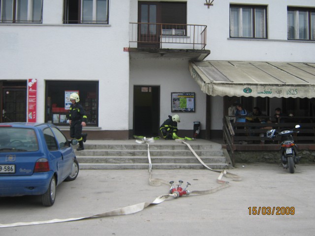 Vaja - zadružni dom - foto